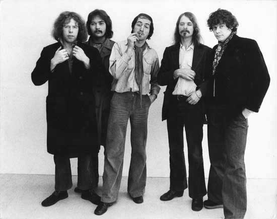 Holdet på billedet er holdet, der indspillede pladen "Lykkehjulet" i 1976